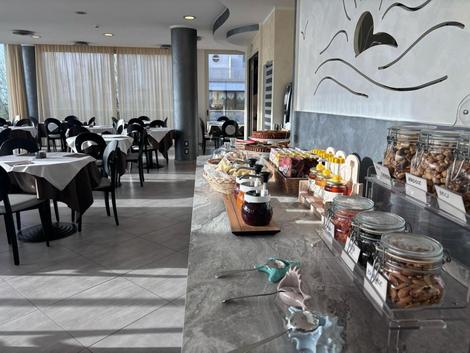 Abahotel ミラノ・マリッティマ エクステリア 写真