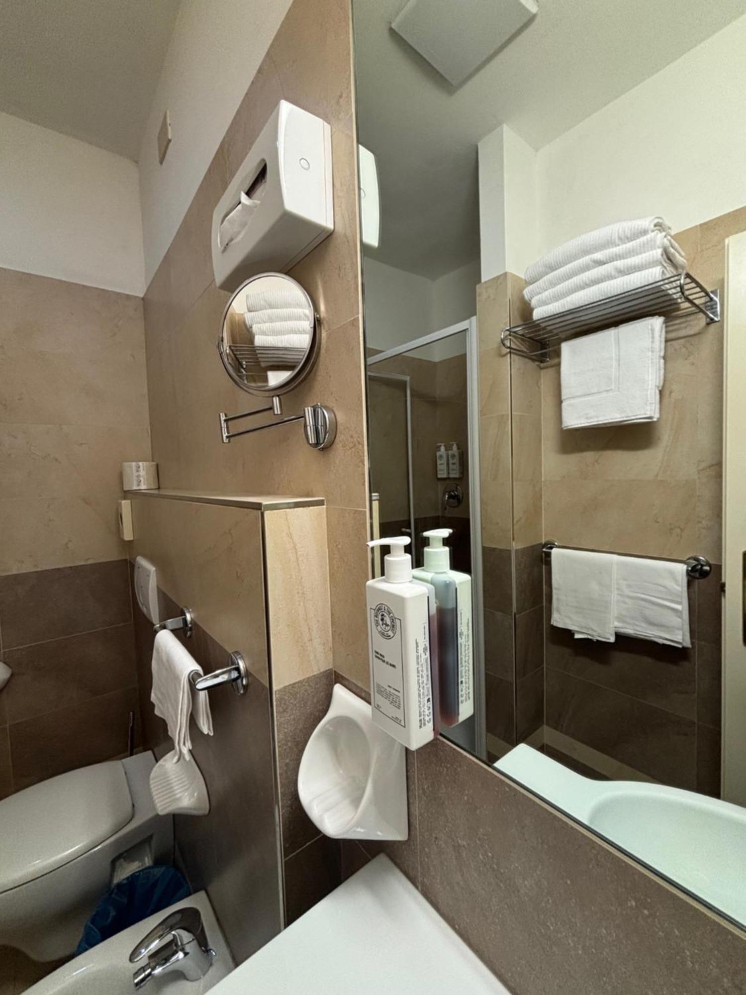 Abahotel ミラノ・マリッティマ エクステリア 写真